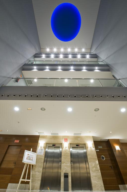 Avant Aeropuerto Torrejon de Ardoz Interior photo
